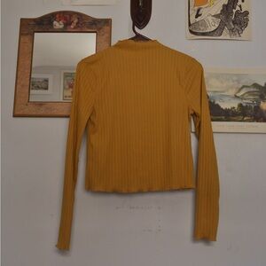 Cropped mockneck shirt